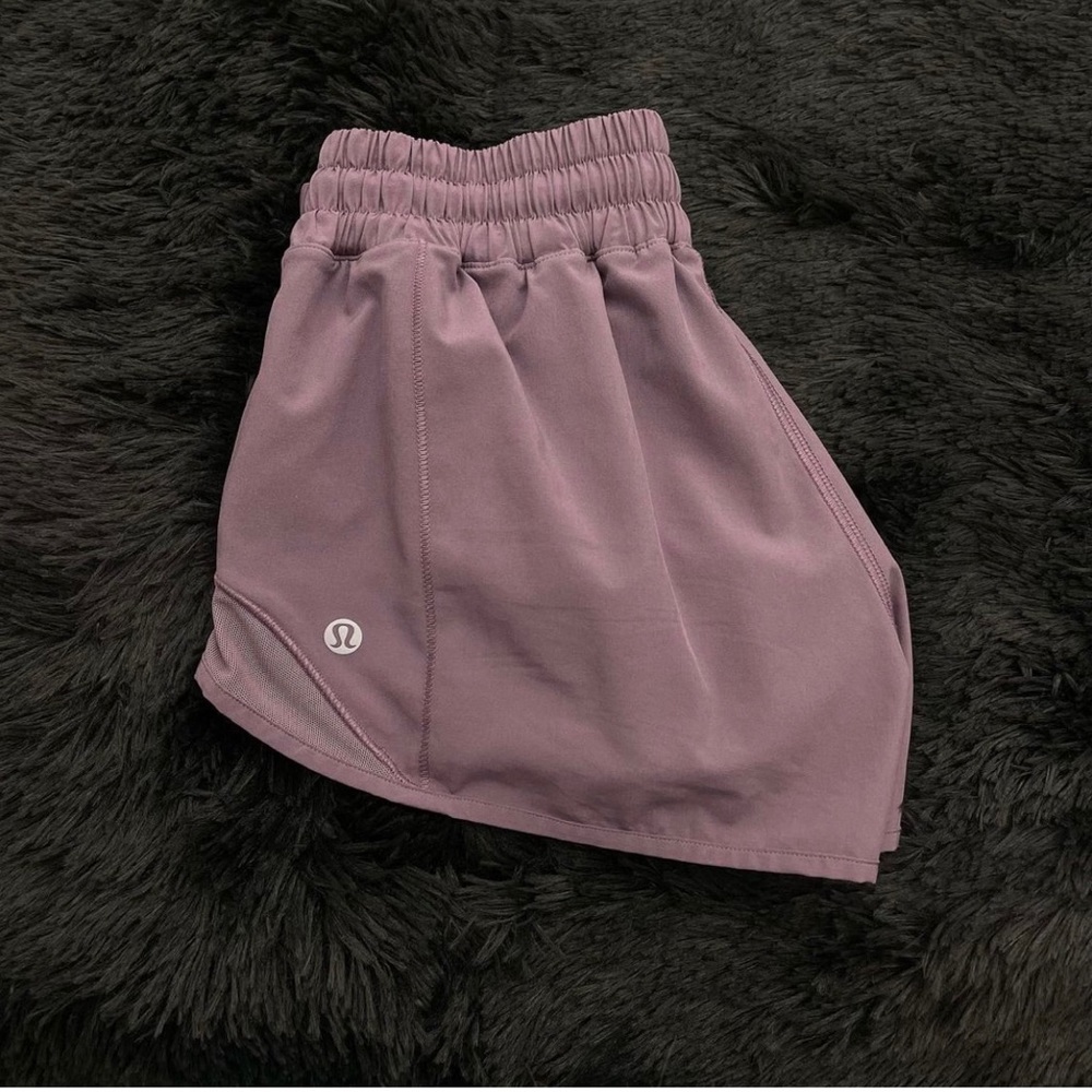 Lululemon Hotty Hot Shorts